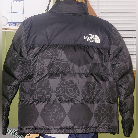 The North Face Retro 1996 Nuptse Jacket - Picture 10 of 11